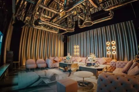 文山夜场高薪日结招聘女营销 提供住宿和车费报销